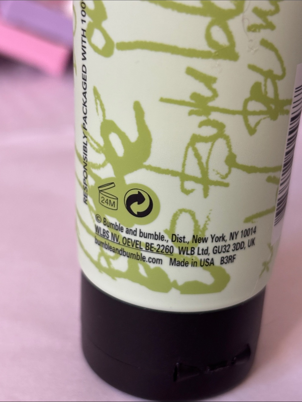 Bumble and bumble Seaweed Air Dry Cream - Light Green Tube - Picture 3 of 4